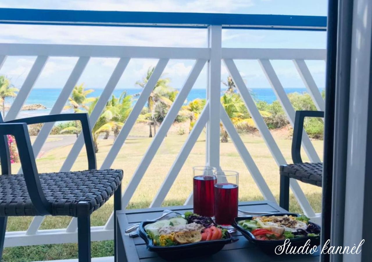 Charmant Studio Kannel Au Manganao Vue Sur Mer Et Panier D'Accueil Offert Saint-Francois  Exterior photo